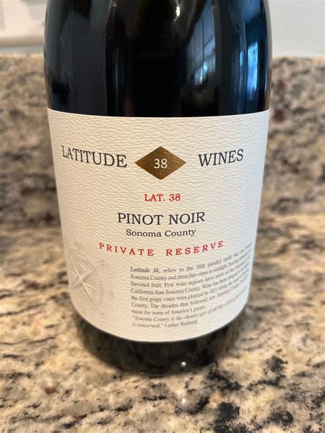 latitude pinot noir wine.